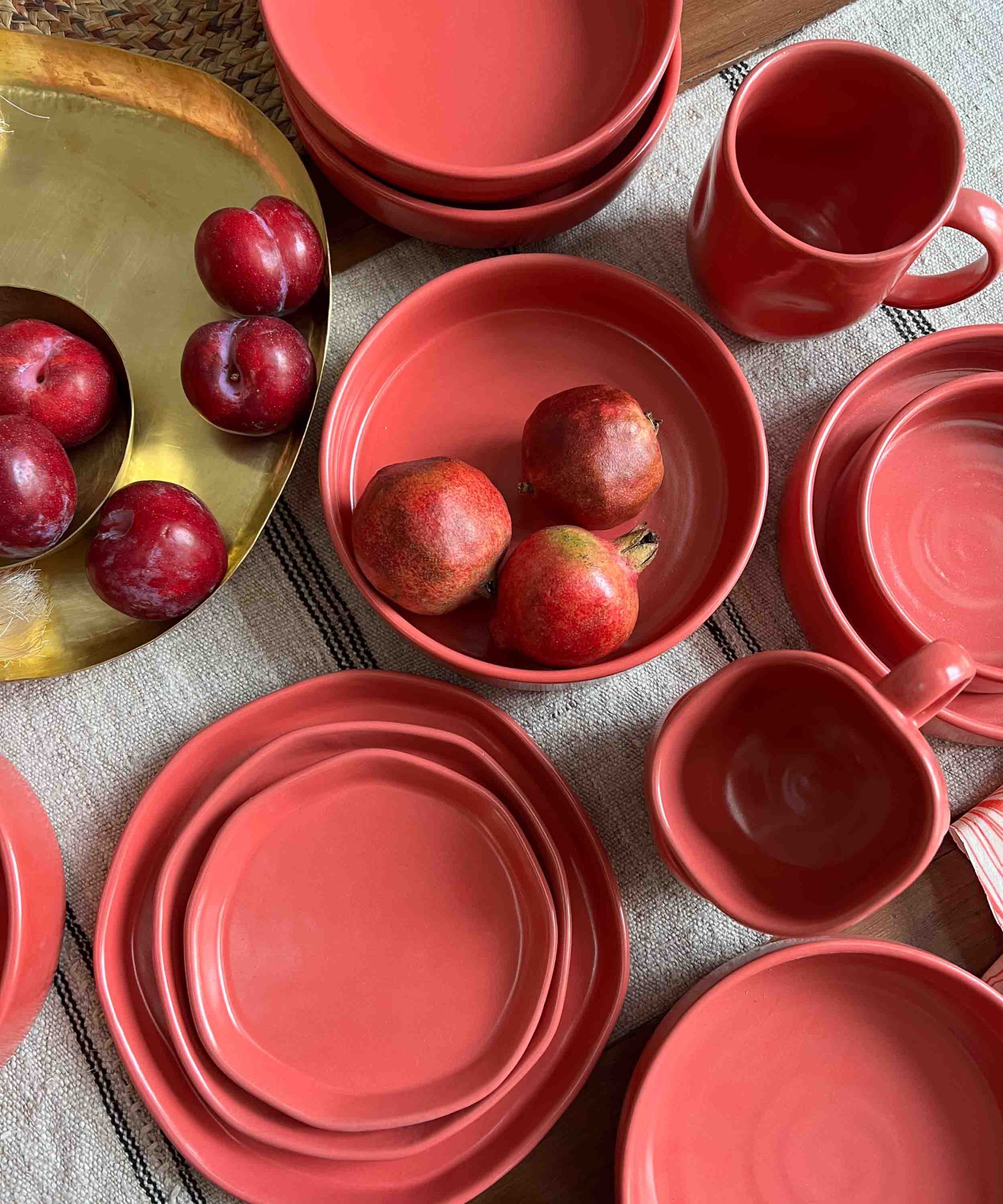 Anar Red Collection
