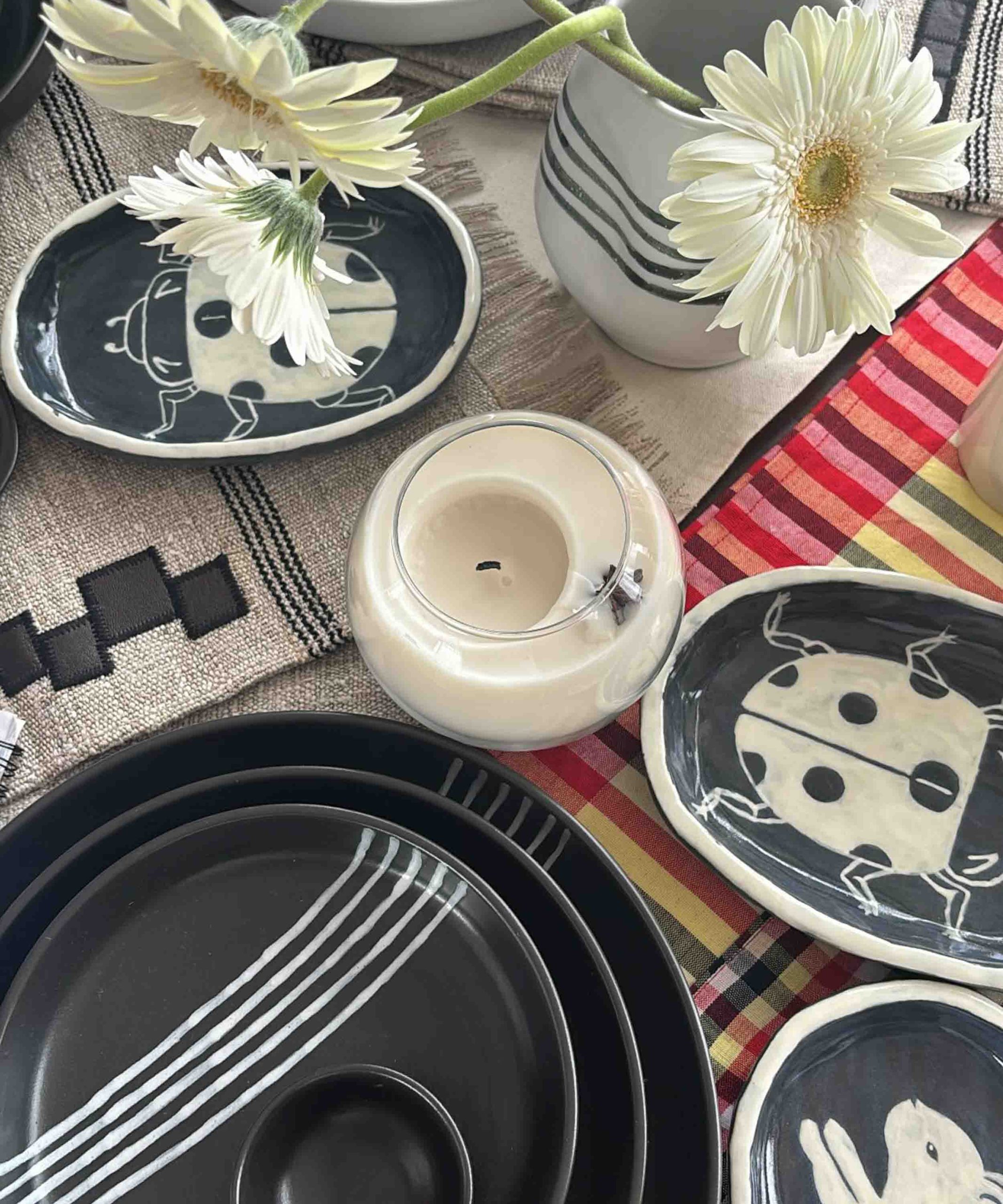 Black and White Ceramics - Image 7