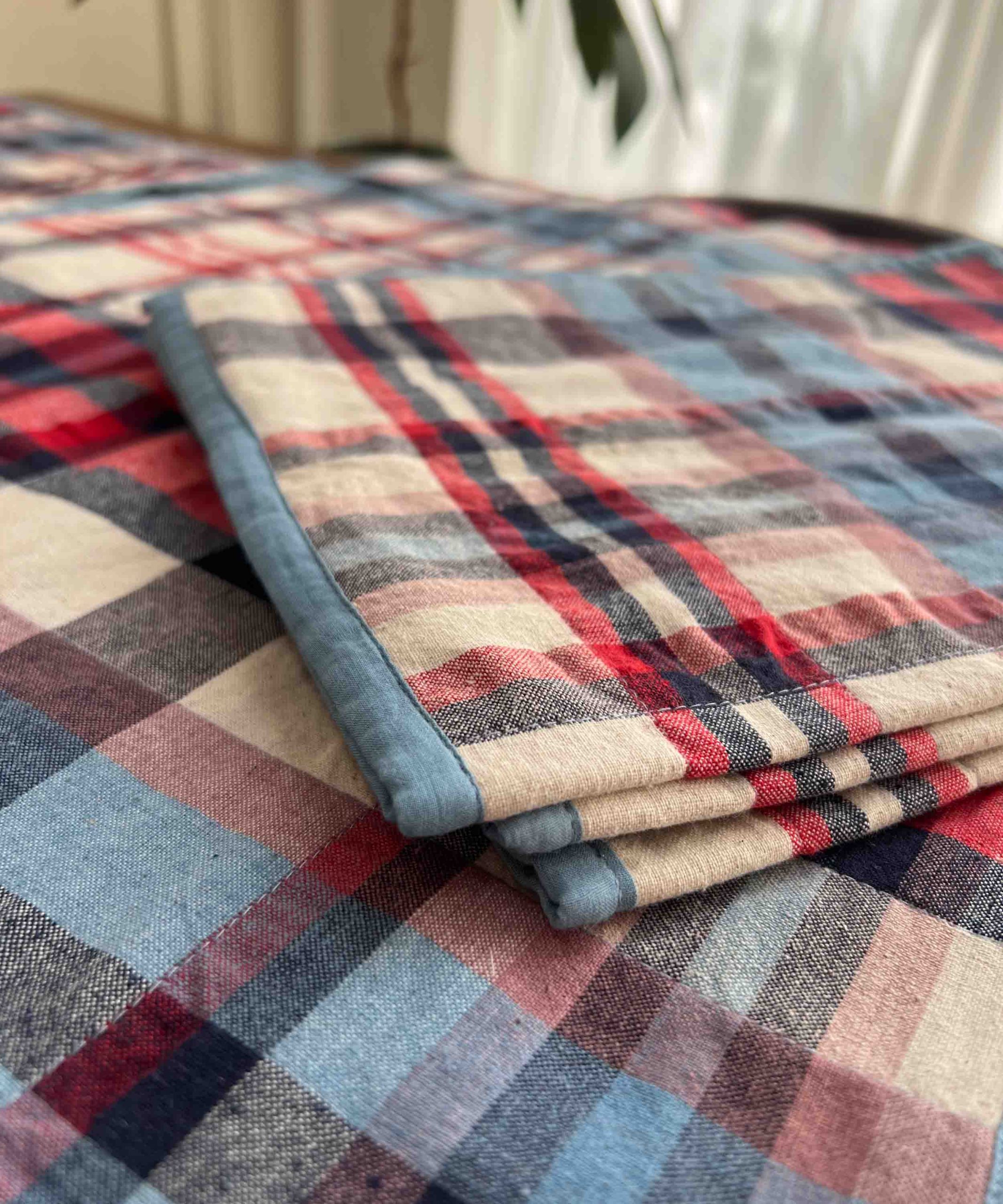Checkered Red Blue - Image 2