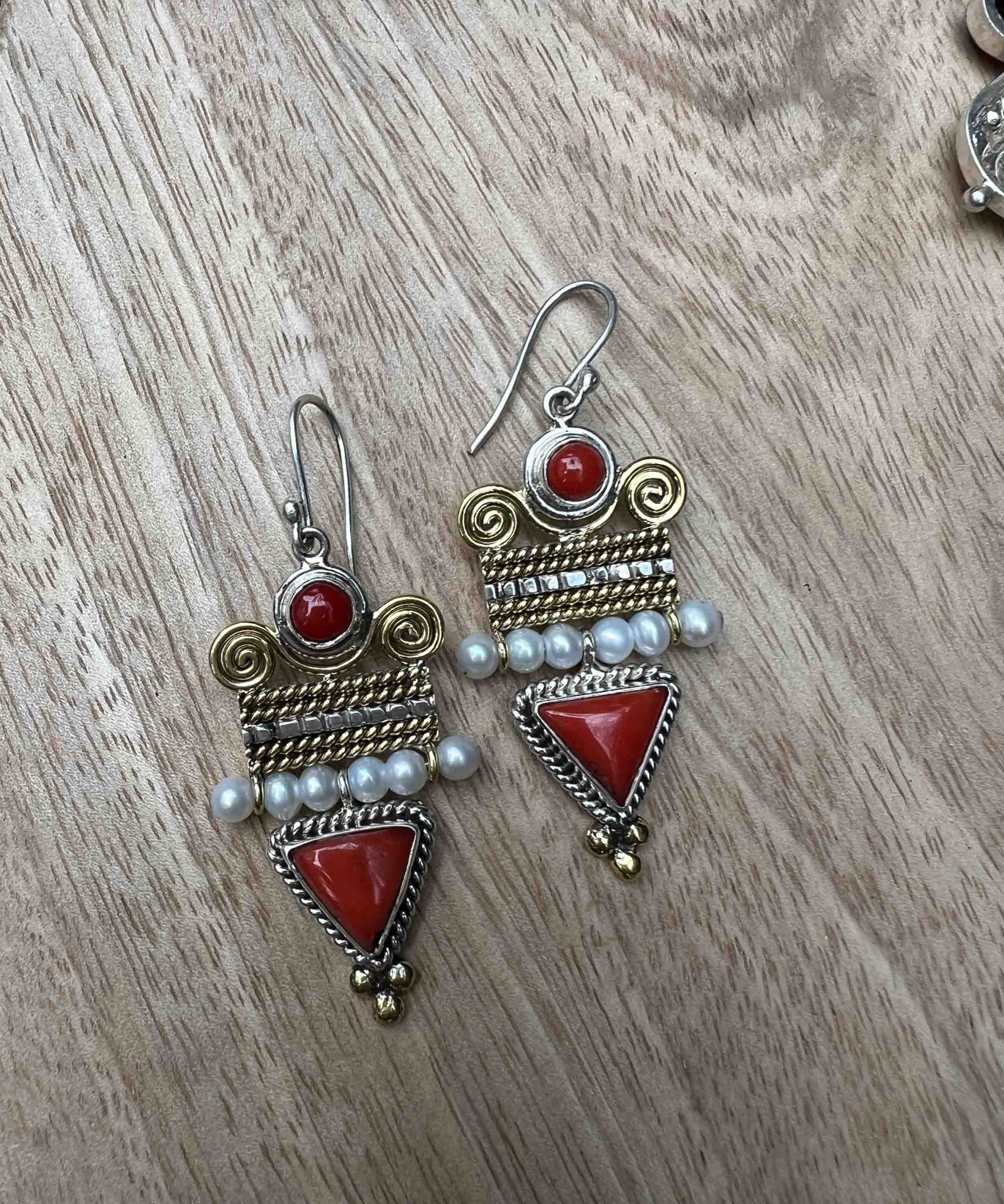 Coral Danglers