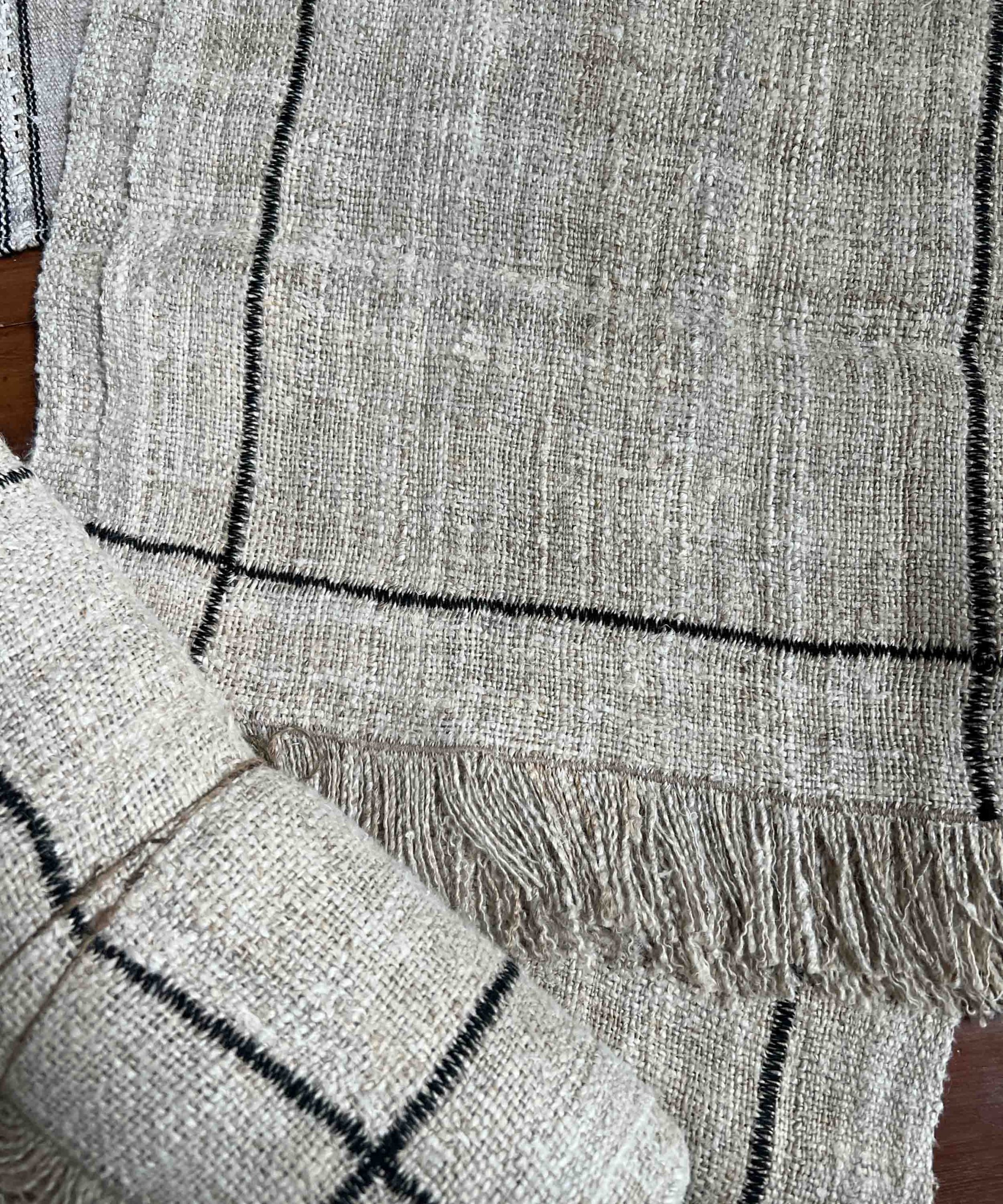 Soft Hemp with Zigzag Design - Image 4